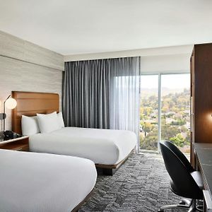Zimmer mit Queensize-Bett